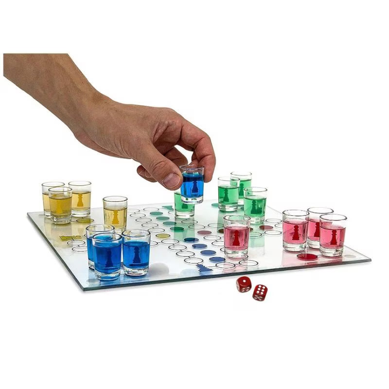 Joc pentru adulti, Nu te supara frate, eMazing, cu pahare de shot din sticla, 30 x 30 cm, diverse culori