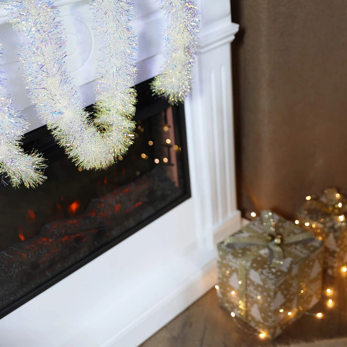 Beteala brad Craciun, multicolor, D 9 cm, 2 m