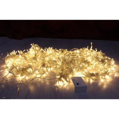 Instalatie perdea lumini digitala Craciun, Hoff, 720 LED-uri, lumina alba calda, 2.8 x 2.8 m, IP44, controler