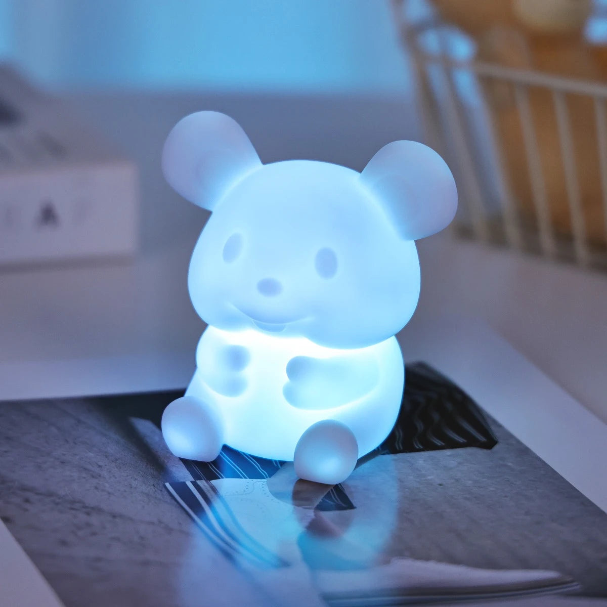 Veioza LED RGB Hoff Soricel, 7 moduri de iluminare, alb, modern