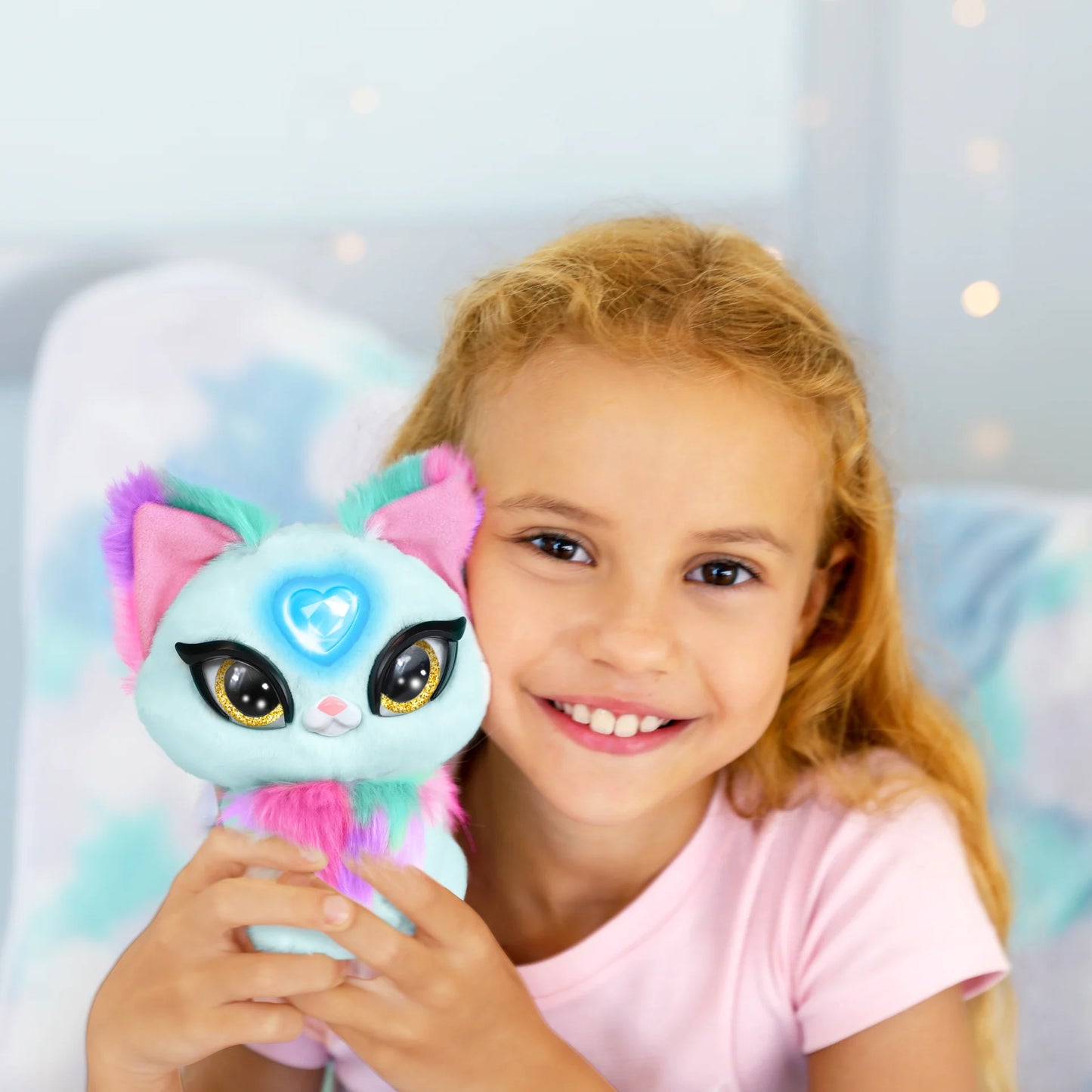 Jucarie de plus Pisica Interactiva Kitty Skye