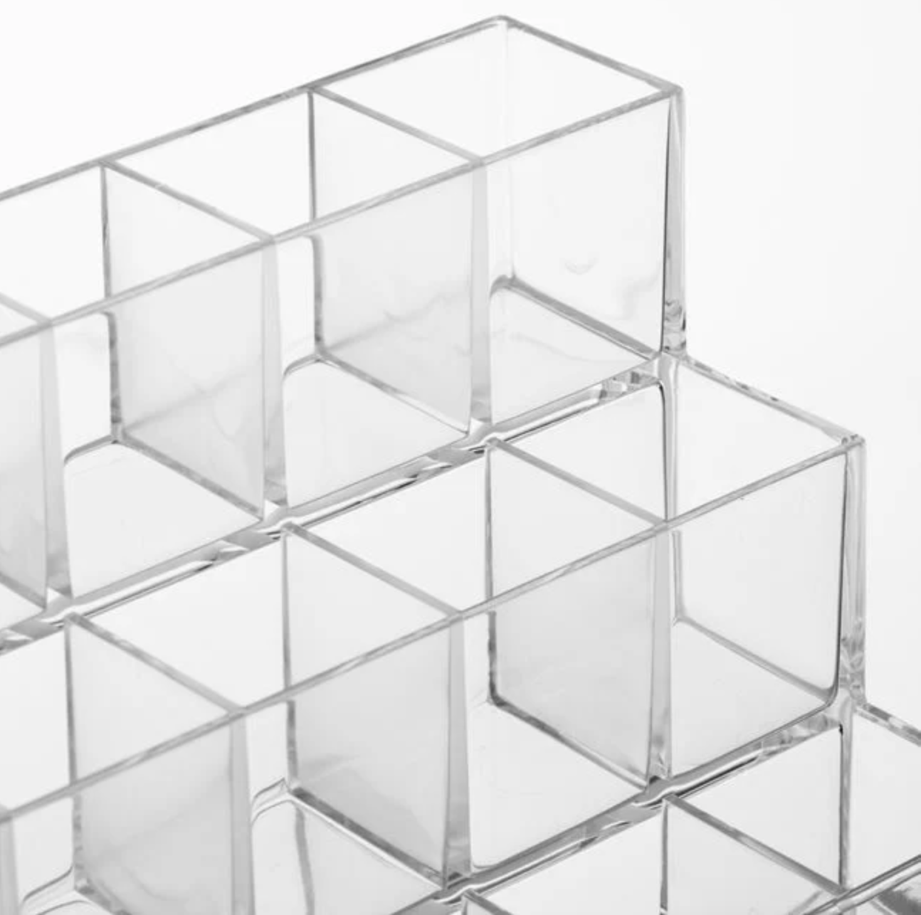 Suport Acrilic cu 24 de Compartimente pentru Ruj 23x8,5x9cm